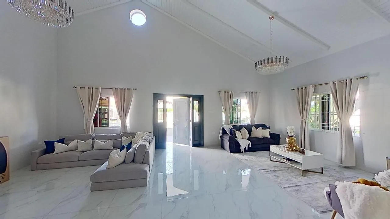 Edgewater Portmore Holiday Home Τζαμάικα