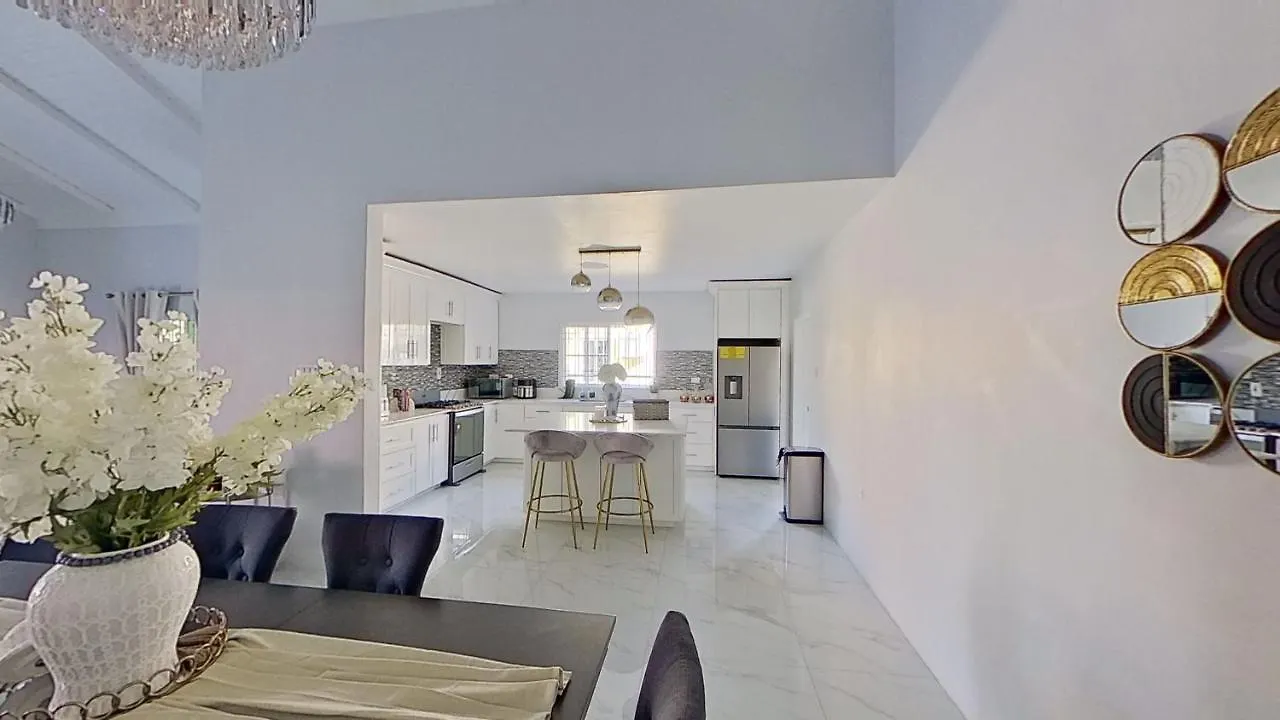 Edgewater Portmore Holiday Home