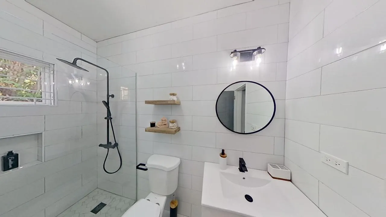 Edgewater Portmore Holiday Home Jamajka